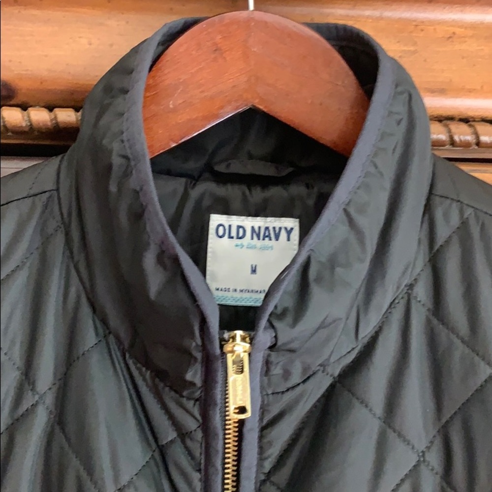 Old Navy Quilted Vest! - Picture 2 of 3